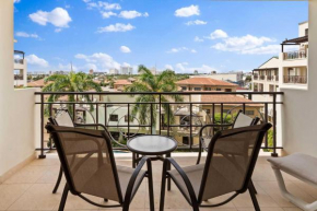 PC406 - Pool View - 1 BR Perfect for a couple - Close to Palm Beach - 1BR